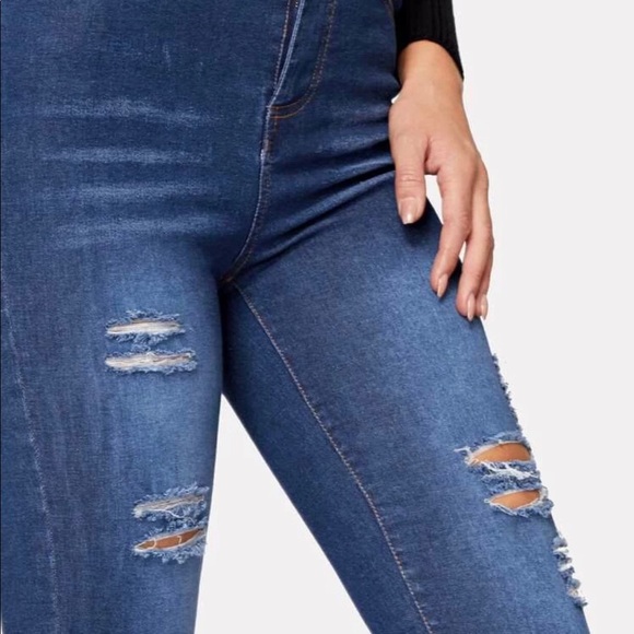 Jean - Picture 2 of 4